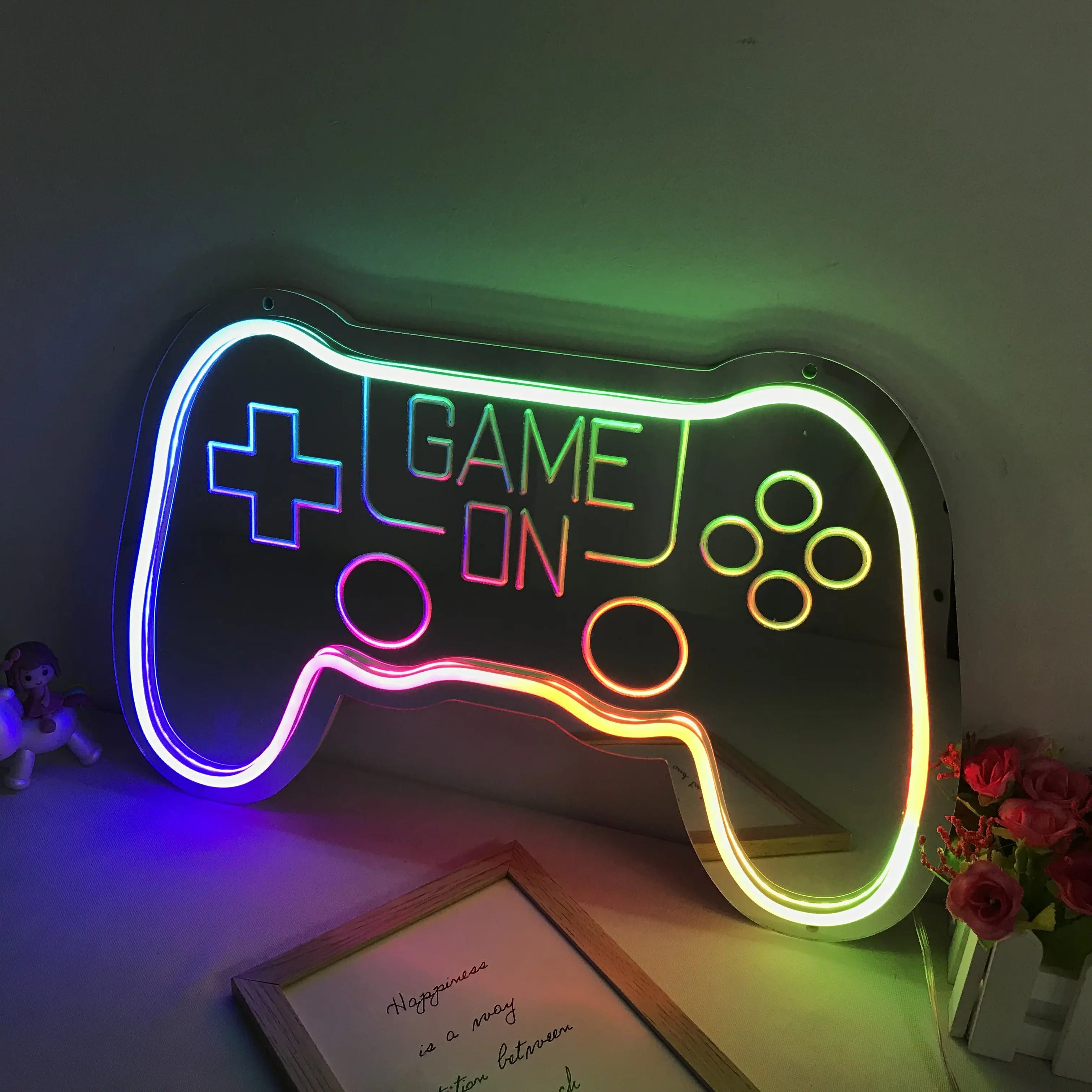 Fabrika doğrudan satış Gamepad şekilli oyun oda duvar dekorasyonu akrilik Rgb Led Neon burcu