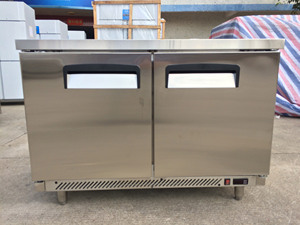 Etl Certificated American Style 60" Under Counter Freezer Good <strong>Price</strong> <strong>2</strong> Door Stainless Steel Under Counter <strong>Chiller</strong>