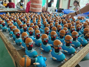 定制聚氯乙烯卡通狗迷你设计师雕像来样定做乙烯基动作人物娱乐 - Product Image 6