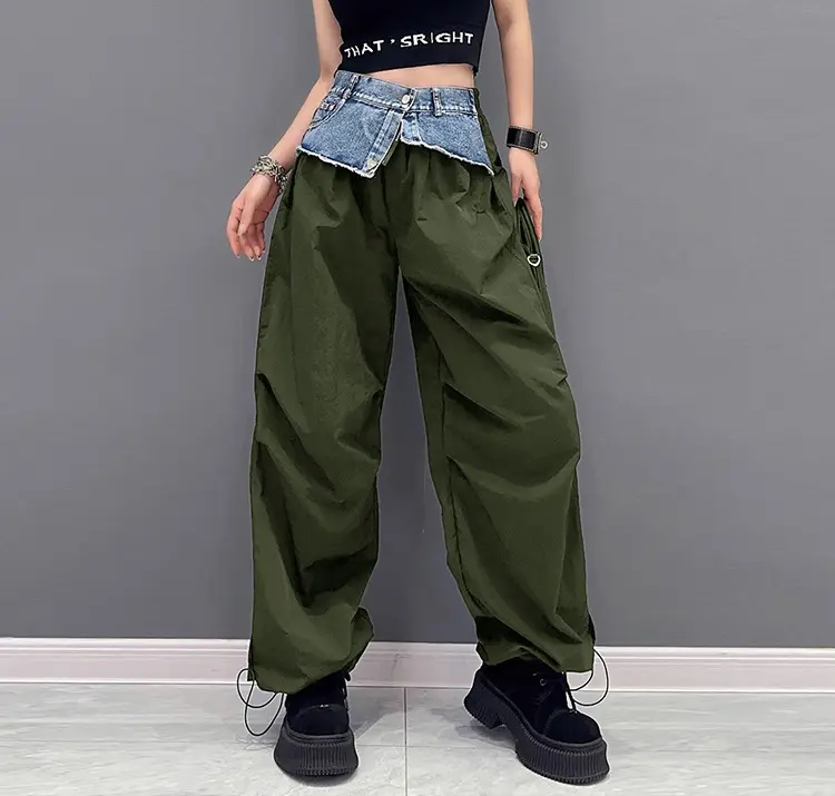 Pantalon cargo évidé d'épissure de style Y2K personnalisé, pantalon ample à la taille avec un design unique/