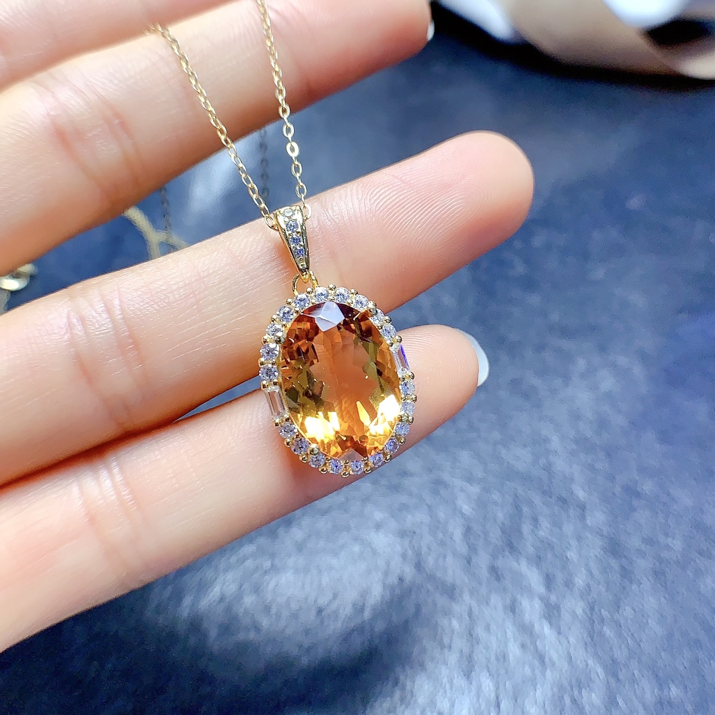 Pendant