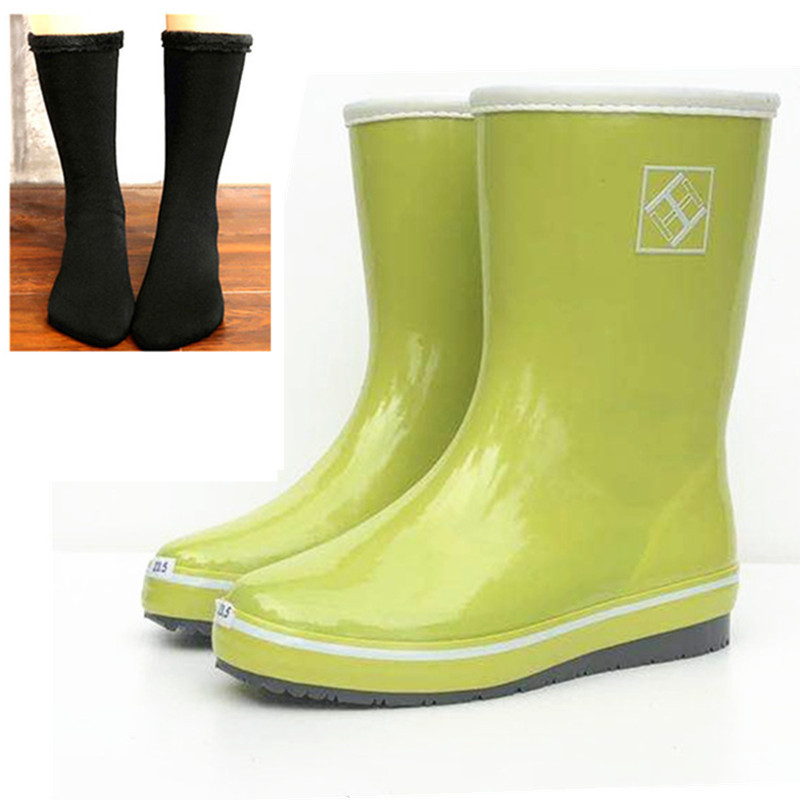 Green+ plush socks