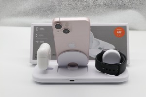 Apple çoklu cihazlar için ucuz 3 In 1 şarj istasyonu katlanabilir şarj tutucu standı - Product Image 4