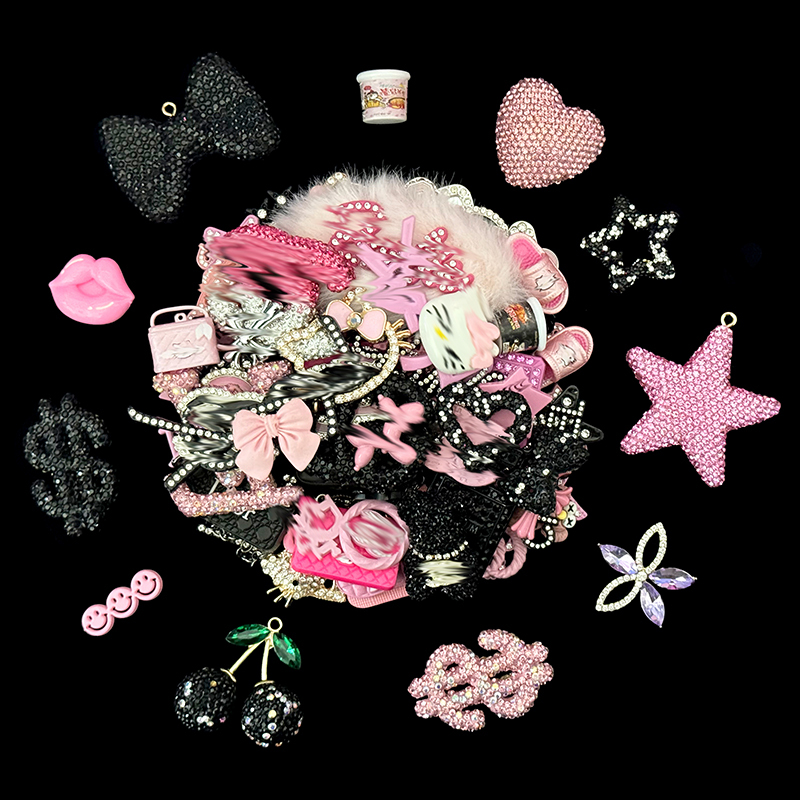 100 pezzi di Charms di Lusso Rosa-Nero Misti (20L+50M+30S)