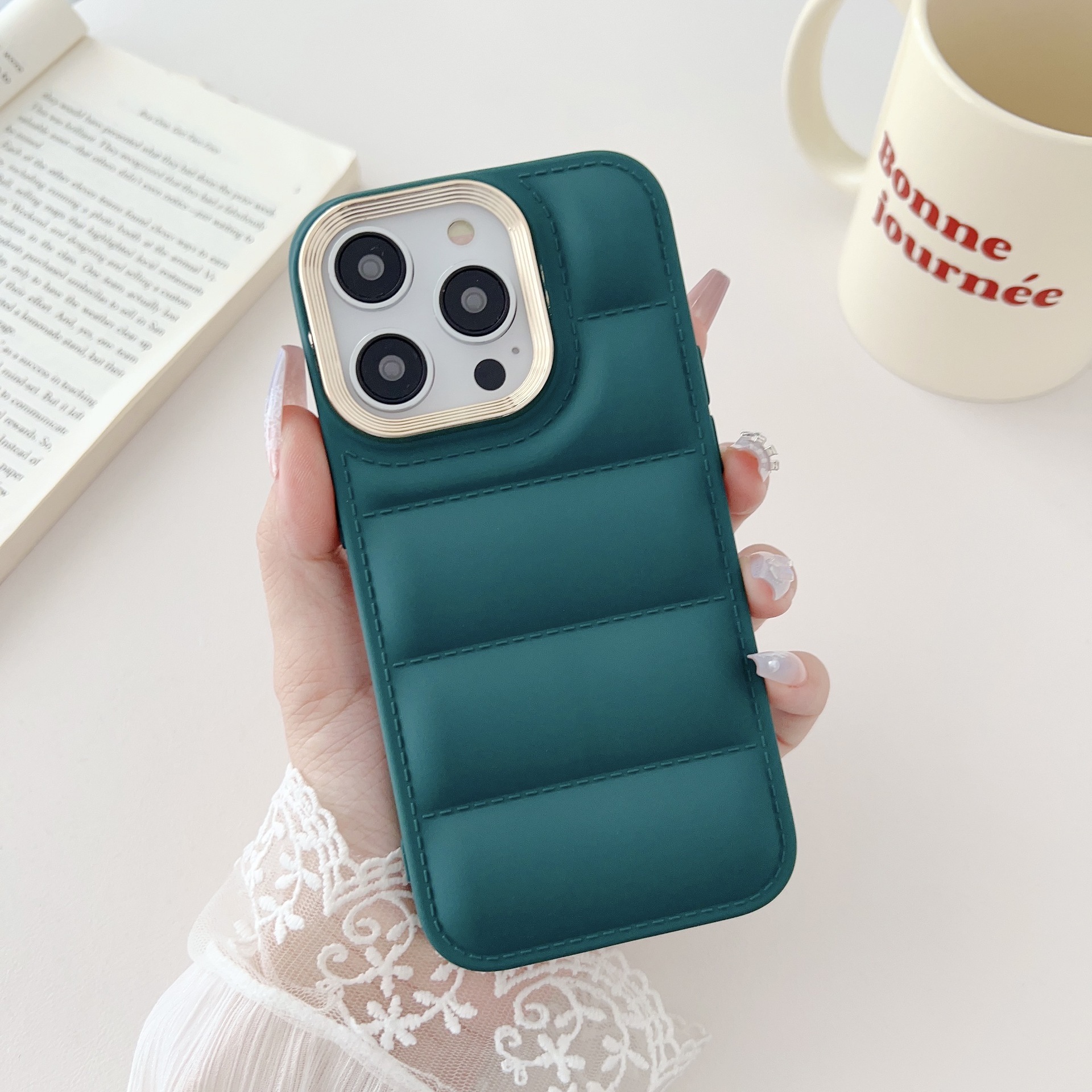 08-Solid green puffer