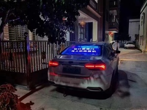 Полноцветный светодиодный рекламный щит P2.6-5.2 RGB Wifi 4G Управление задним стеклом автомобиля светодиодный экран - Product Image 3