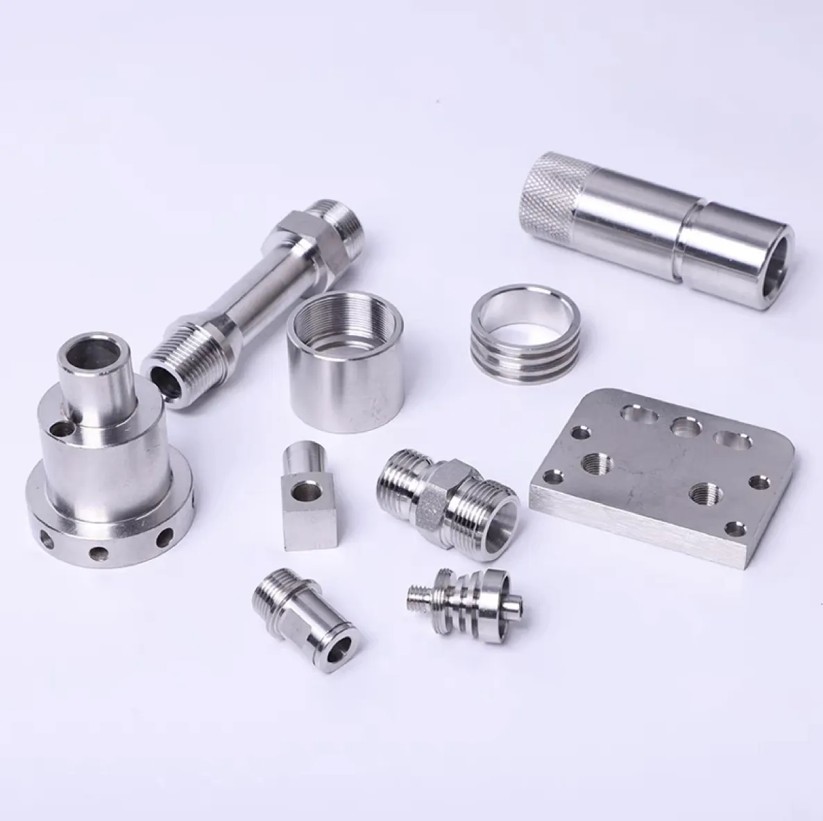 CNC gia công phụ kiện xe máy 5 trục CNC phay đồng thép không gỉ Titan nhôm sản xuất một phần