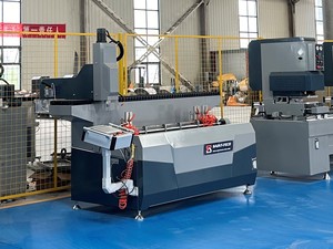 Máquina enrutadora de copia CNC de aluminio para fresado y perforación de perfiles de aluminio - Product Image 2