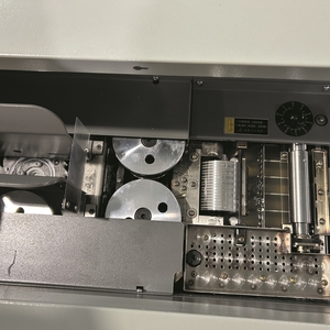 HT7 doppia frequenza di conversione automatica della colla perfetta rilegatrice del libro macchina con alimentazione facoltativa della copertina del libro - Product Image 5