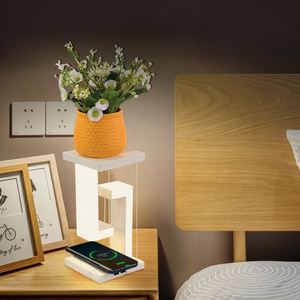 โคมไฟแบบชาร์จไร้สายแบบ3 in 1ของตกแต่งดีไซน์ทันสมัย - Product Image 3