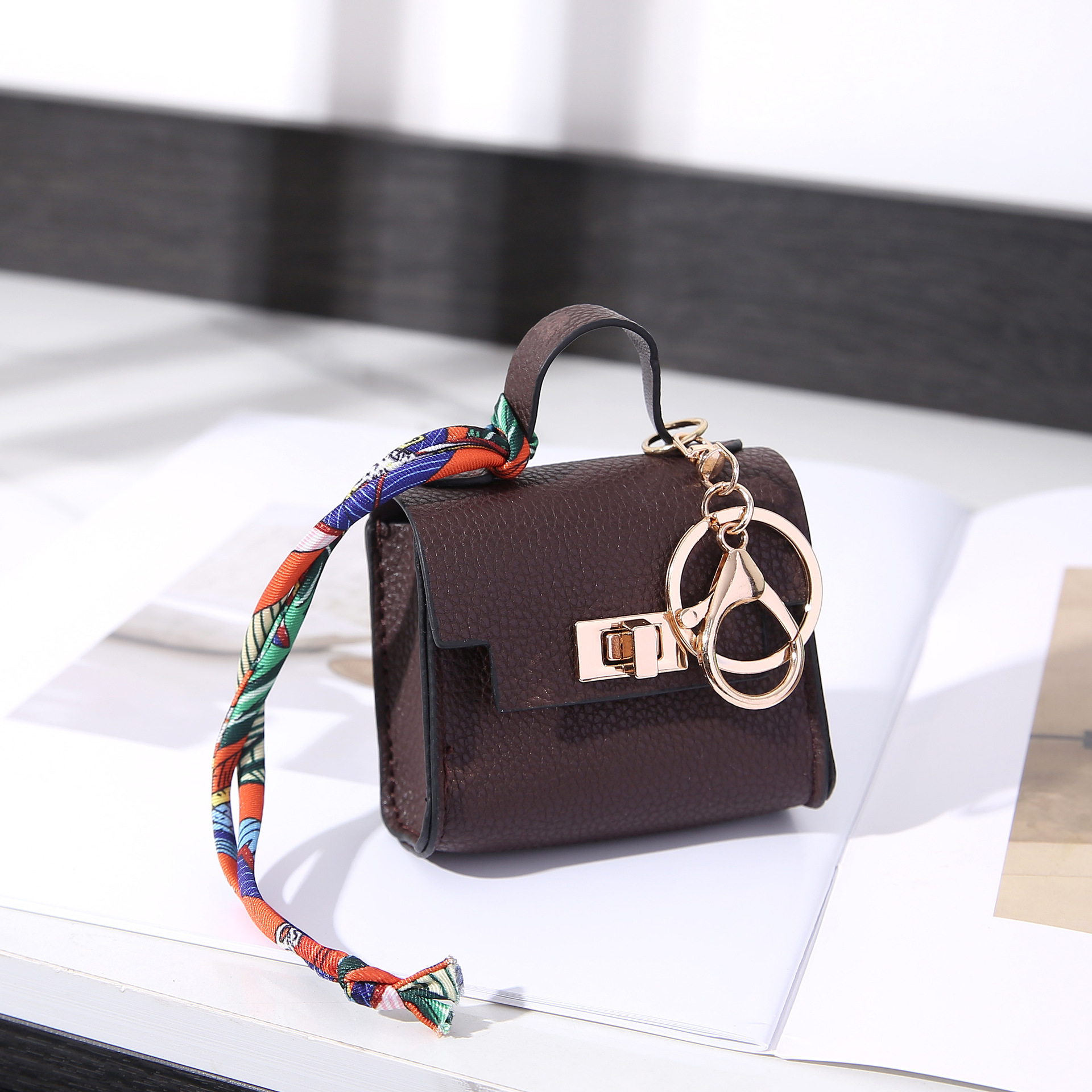 Kelly bag brown