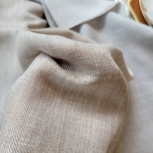 Échantillon de tissu de rideaux et de cantonnières en dentelle à motif floral délicat - Product Image 4