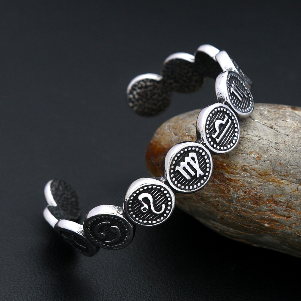 Pulsera abierta