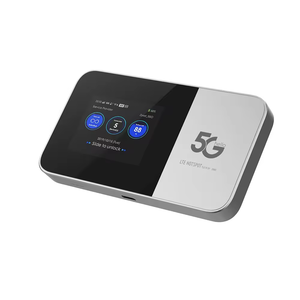 Simカードスロットデュアルバンド2.4Gおよび5G高速10ユーザーLCDディスプレイポケットトラベルWifiを備えた5gWifiルーター - Product Image 1