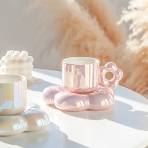 グラデーションパールシェル絶妙なカップと花の形のハンドル北欧の磁器ロイヤルセラミック装飾ティーカップとぽっちゃりソーサー - Product Image 4