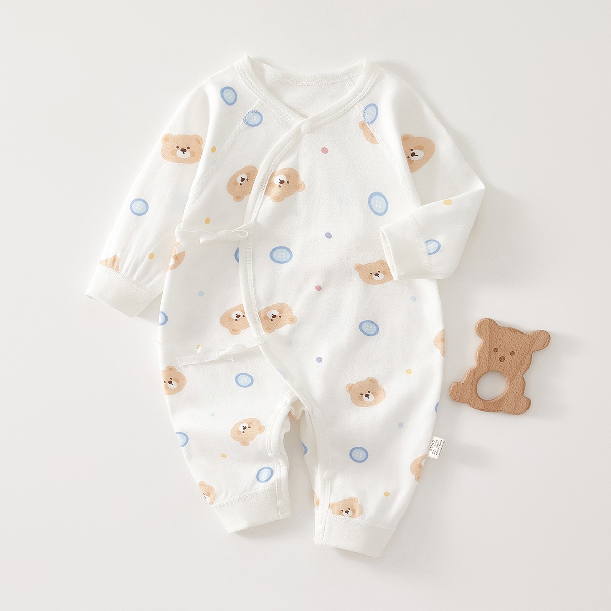 Printemps automne papillon vêtements bouton ours