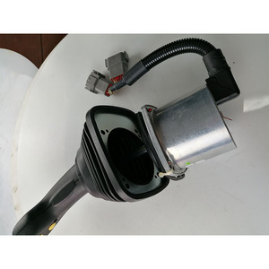 Du Lịch Đòn Bẩy Điều Khiển Xử Lý Phím Điều Khiển Với Dây Nịt 05561731 05561732 87611389 Cho Bomag Máy Nén BW177DH-14 BW219DH-4 - Product Image 3