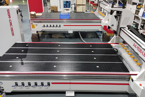 Enrutador CNC de madera Atc lineal para cambio de herramientas de 8 piezas con controlador Syntec - Product Image 6