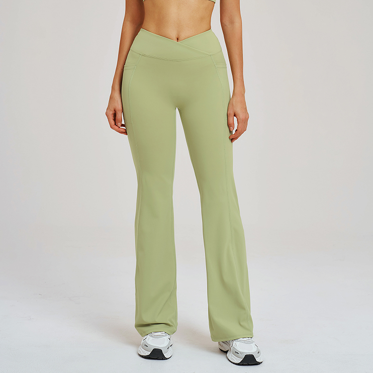 Pantaloni svasati verdi