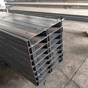 Instalación de alto nivel Galvanizado en caliente 2,0mm Espesor Tipo C Riel de acero Techo plano Energía solar - Product Image 1