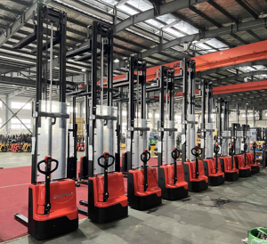 Sıcak satış elektrikli forklift 1.2ton 1.5ton 2 ton walkie elektrikli palet istifleyici 3 m 3.5m 4m 4.5m 5m 6m üçlü direk - Product Image 5