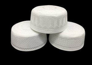 2022 toptan ucuz beyaz erkek erkekler müslüman Baotou şapka kap örgü <span class=keywords><strong>Kufi</strong></span> Topi tığ Taqiyah dualar kap adam islami başörtüsü şapka