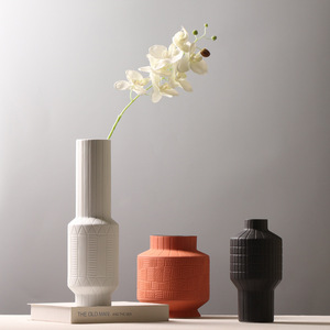 Nordic Creative Ceramic <strong>Vase</strong> Texture Decoration Flower Arrangement Flower <strong>Vase</strong> Black and <strong>White</strong> <strong>Red</strong> Simple Ornaments Ceramic <strong>Vase</strong> - Product Image 1