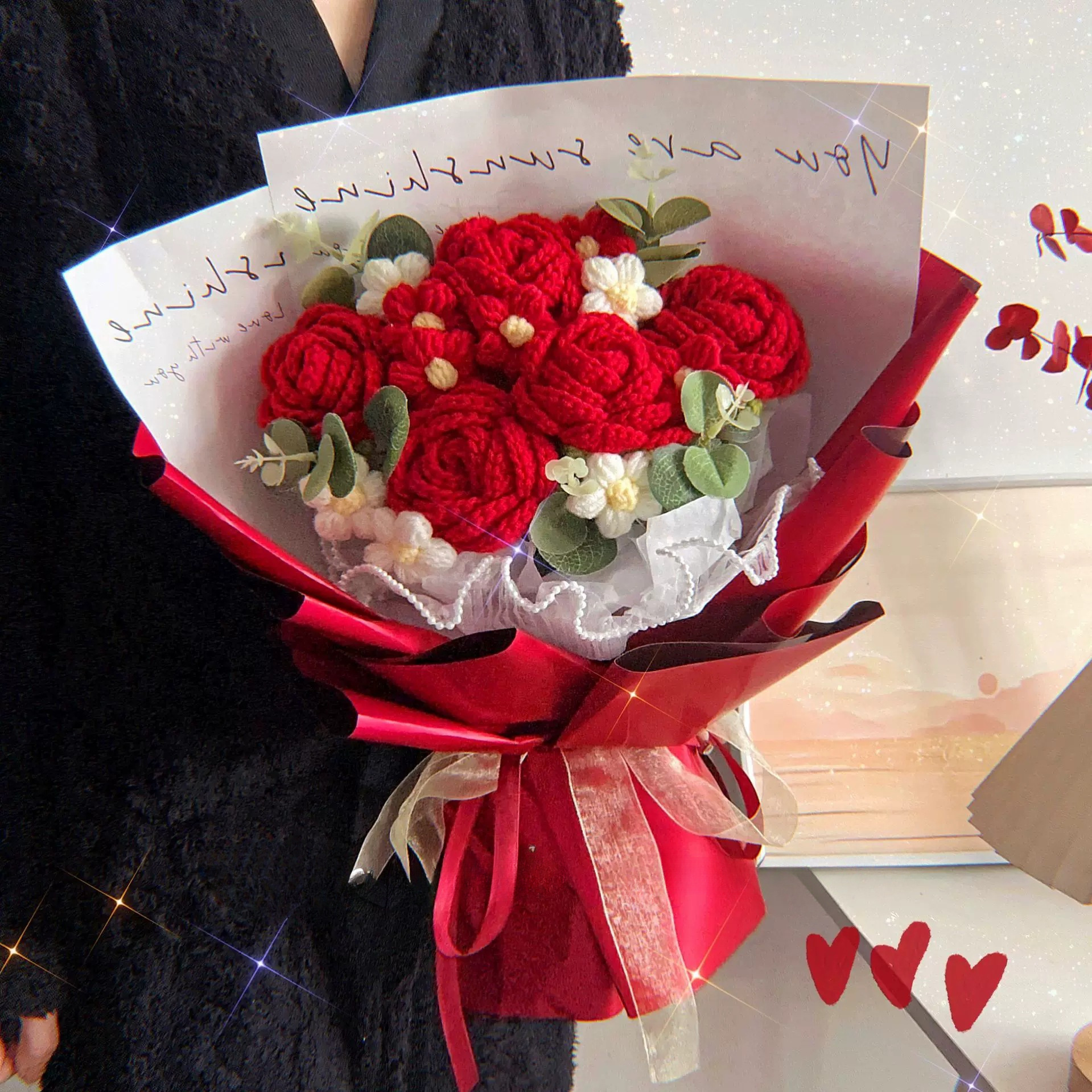 5 finished red yarn bouquets