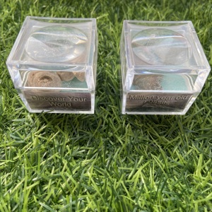 Bán Sỉ Hộp Đựng Khoáng Chất <span class=keywords><strong>Acrylic</strong></span> Nhỏ Hộp Đựng Mẫu Vật Tinh Thể Đá Thô Tự Nhiên Làm Quà Tặng - Product Image 5