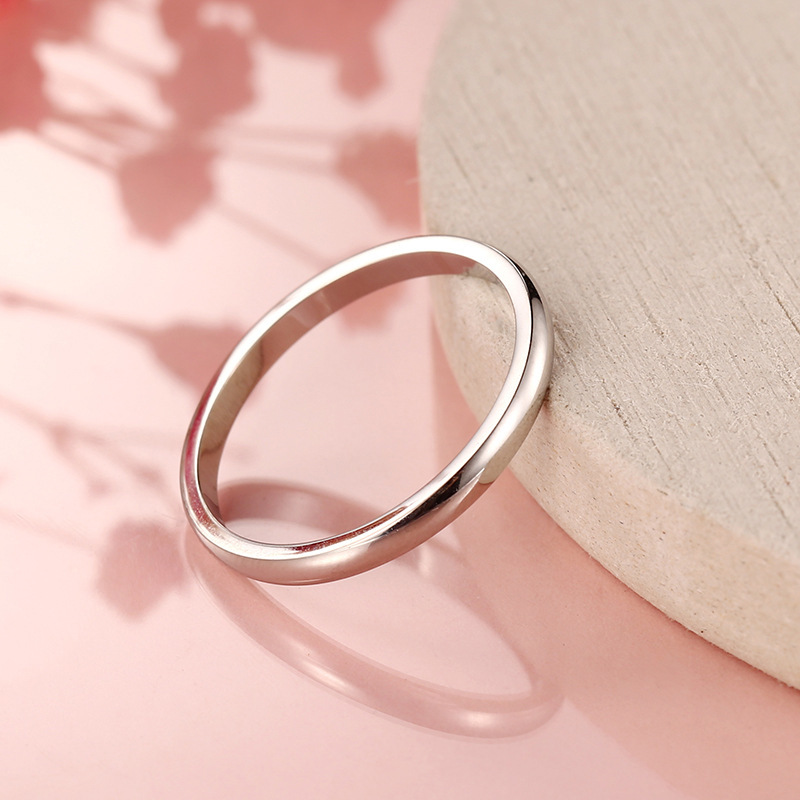 Silver narrow titanium steel ring-waterproof sweat does not fade