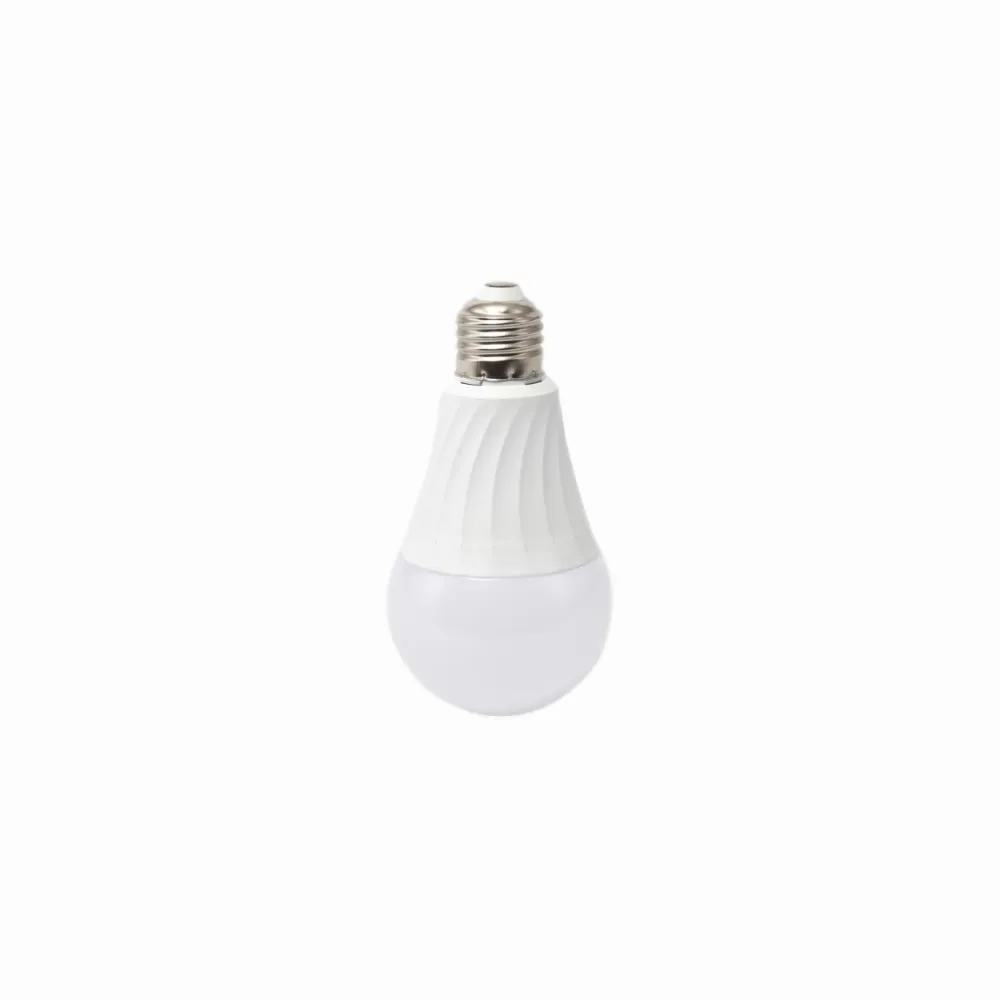 Supporto E27 di alta qualità ad alta potenza 12W 15W lampadina A Led economica A70 Led ad alto Lumen una lampadina