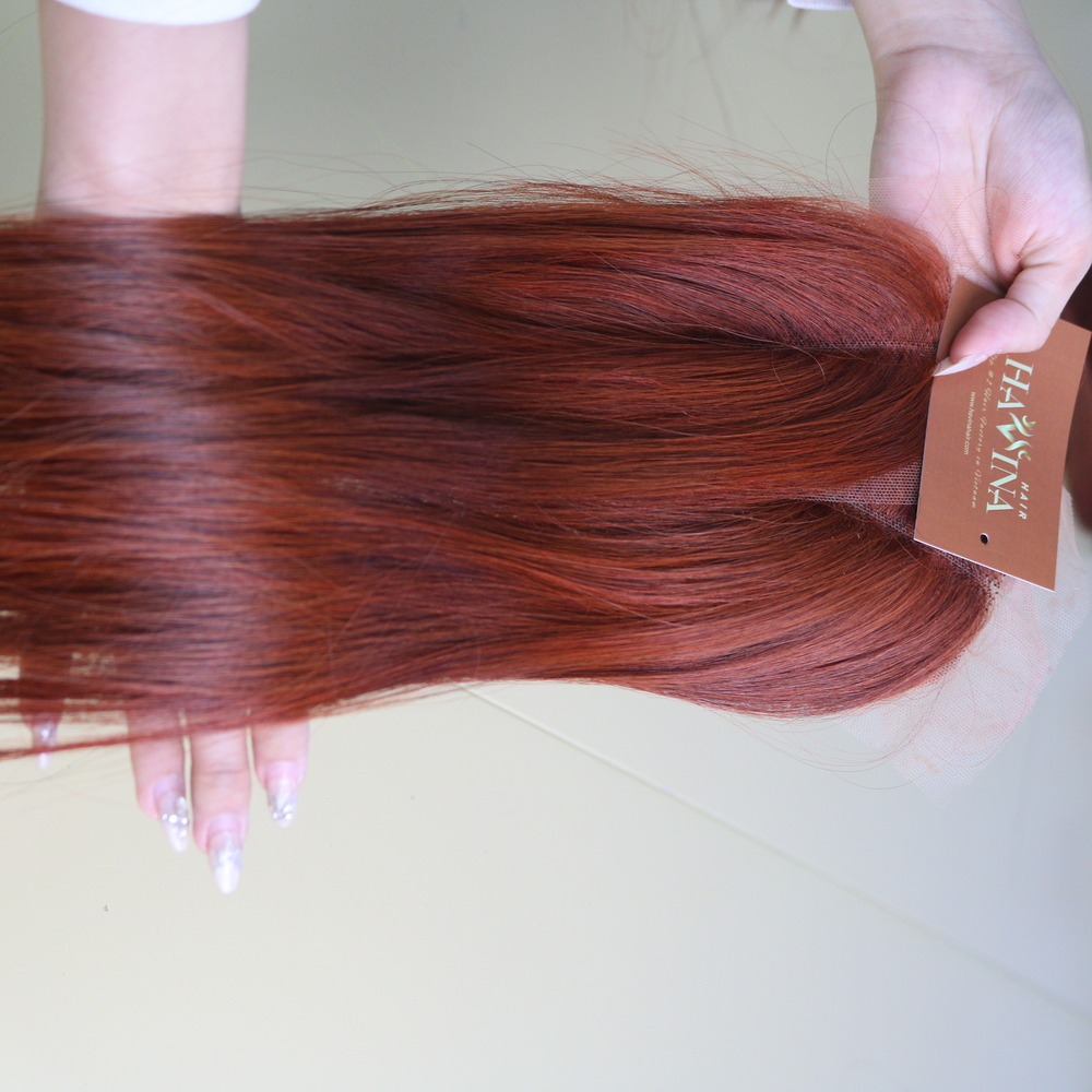 สีน้ำตาลแดง