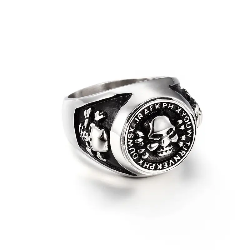 Anello con teschio retrò europeo e americano accessorio stile Punk maschile con pietra principale perla per matrimoni feste