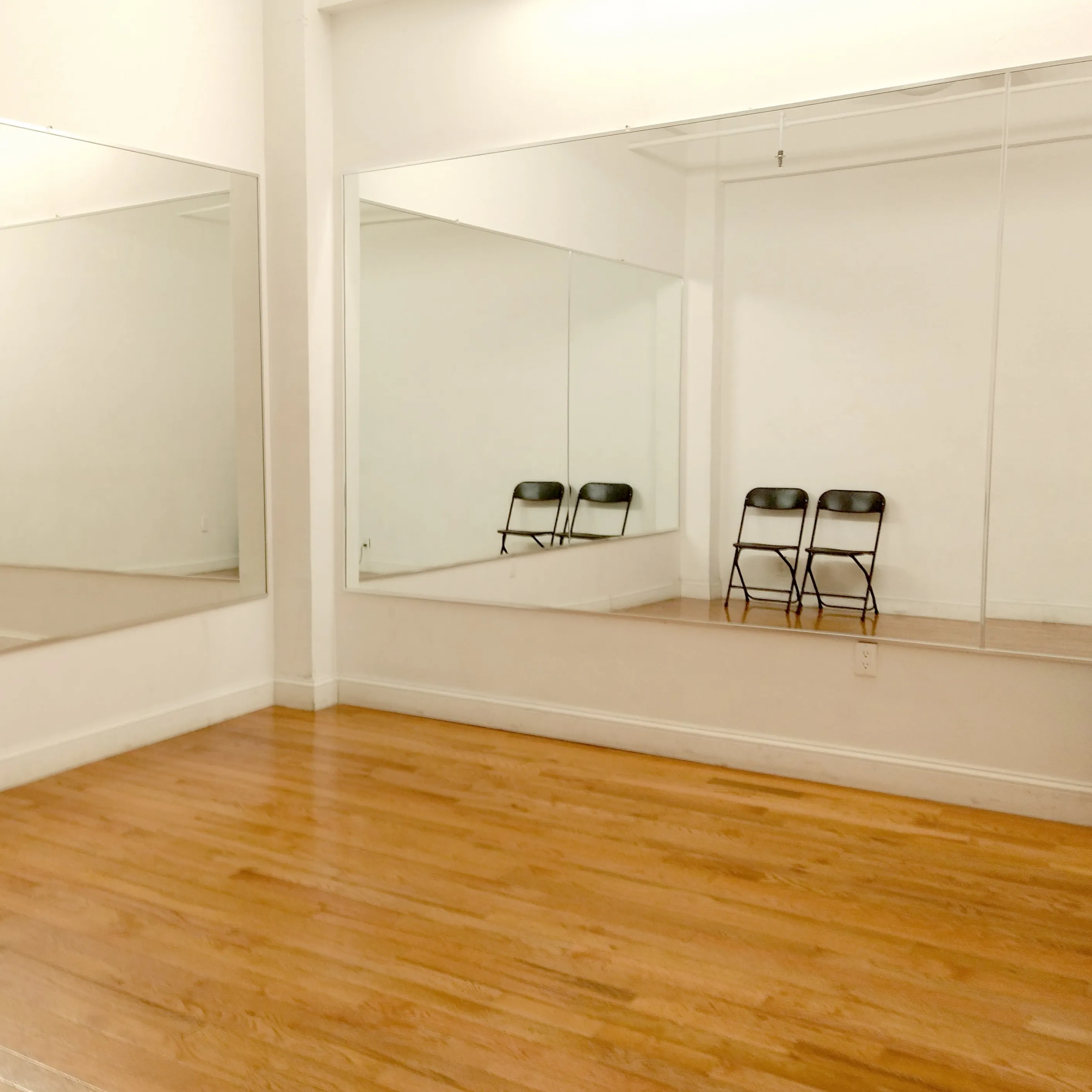 Espelho de parede decorativo de alta qualidade, espelho inquebrável de estúdio de dança, cobertura física, personalizado