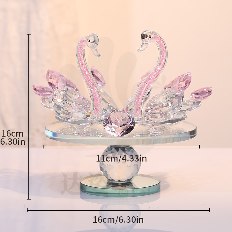 Medium-sized turntable in swan pink