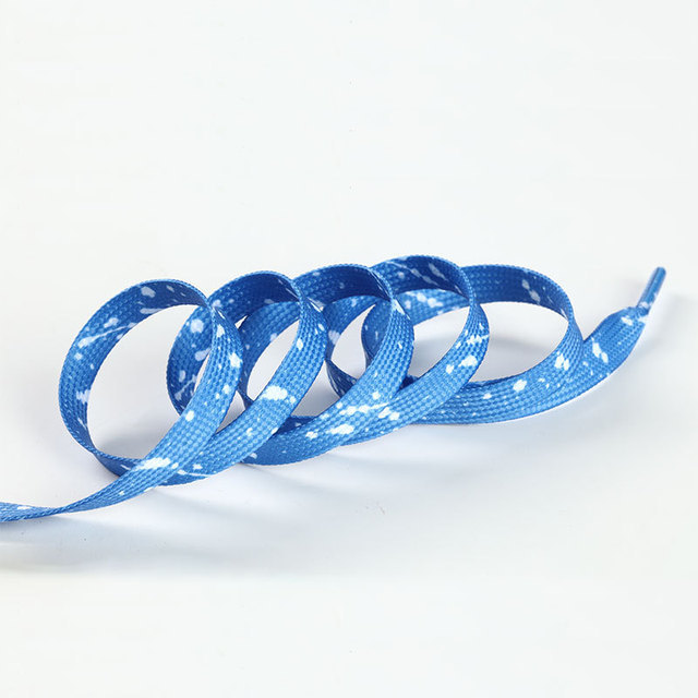 Style éclaboussures d'encre - Encre blanche bleu ciel