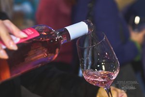 高品质西班牙Monastrell玫瑰酒热卖低价750毫升瓶装高级果酒甜餐酒