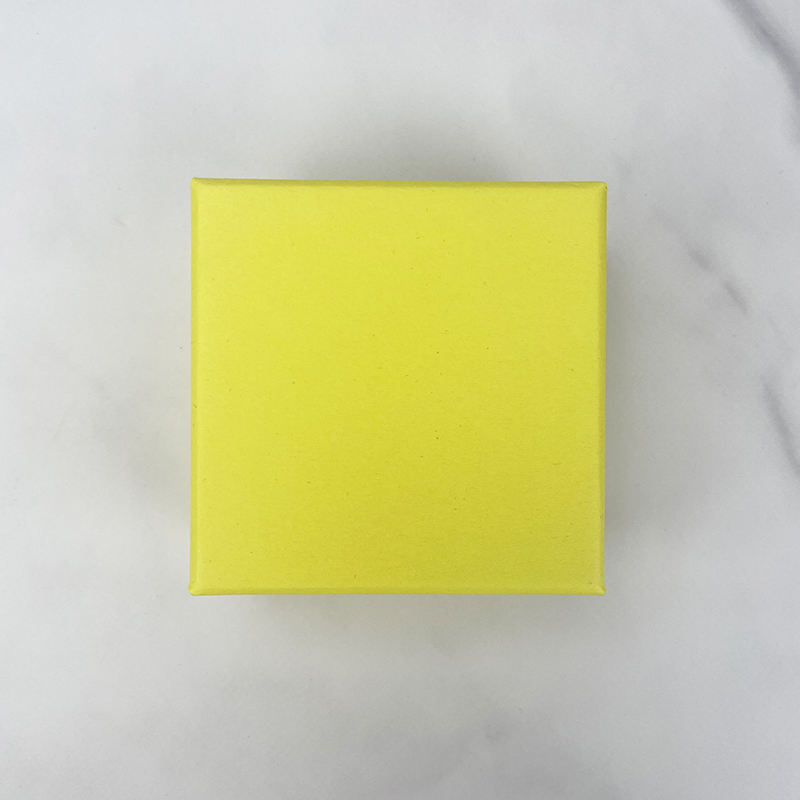 สีเหลือง