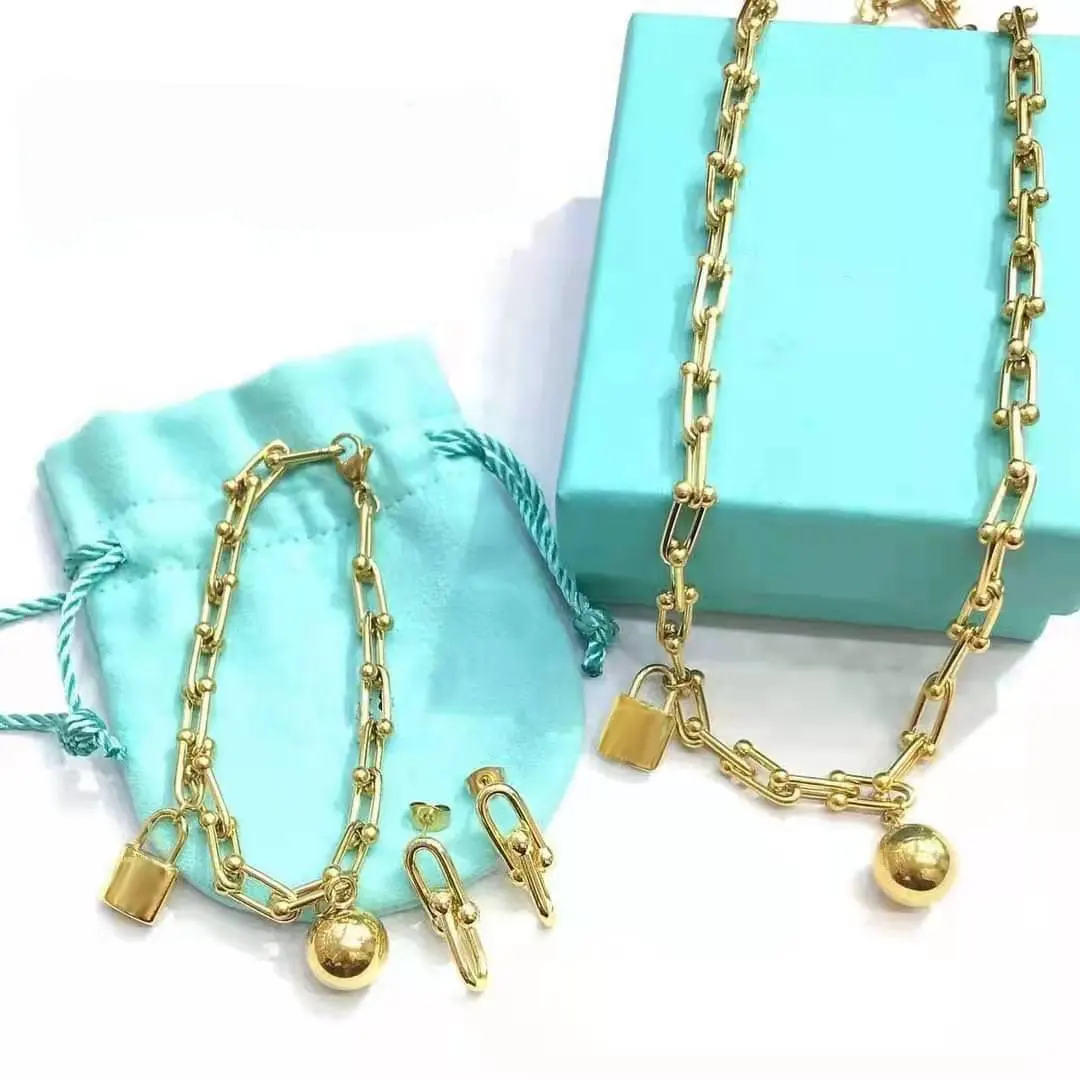 Alta calidad 18K chapado en oro de acero inoxidable Vintage diseñador joyería marcas famosas pendientes pulsera collar conjuntos de joyas
