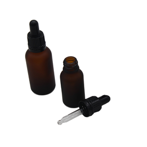 Atacado 15ml 30ml 50ml Amber Brown Vidro Óleo Essencial <span class=keywords><strong>Dropper</strong></span> Garrafas Flat Shape Cap <span class=keywords><strong>Dropper</strong></span> Screen Printing <span class=keywords><strong>Empty</strong></span> Serum Use