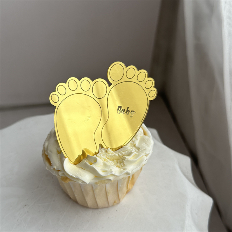 Petits pieds dorés
