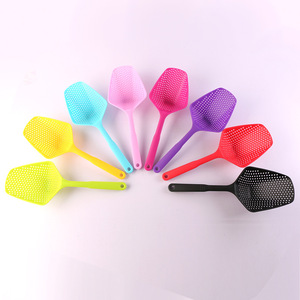 Qua biên giới PP dài rãnh Muỗng Tách Nước Nhà Bếp Lọc Silicone Ice Scoop mì Lọc thoát nước muỗng - Product Image 1