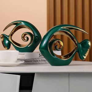 Modern Nordic Luxury Porcelain Ornaments Wedding <strong>Ceramic</strong> Home Decoration Creative Unique Fish Shape Crafts Home Decor - Product Image 3