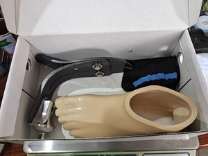 High Ankle Carbon Fiber Foot Artificial <strong>Lower</strong> <strong>Limbs</strong> Prosthetic <strong>Leg</strong> With Foot Caver and Carbon Fiber Foot Very Durable Prosthesis - Product Image 3