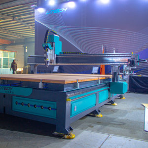 UTECH-controlador de máquina de corte 1325 ATC CNC, enrutador de grabado cnc para aluminio, metal, acrílico, espuma, cortador, maquinaria