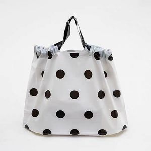 定制小大拉绳印花拉绳衣服包装袋塑料购物袋 - Product Image 1