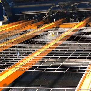 Versatile pannello di maglia in acciaio zincato 1 ''2'' griglia di filo di ferro saldato G40 rete trattata superficiale per applicazione divisore magazzino - Product Image 5