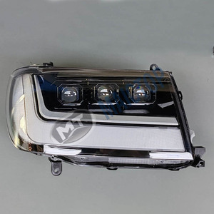 McTop新デザイン高品質カーアクセサリーフェイスリフトLED 3レンズヘッドライトフロントヘッドライトランドクルーザー用100 lc100 fj100