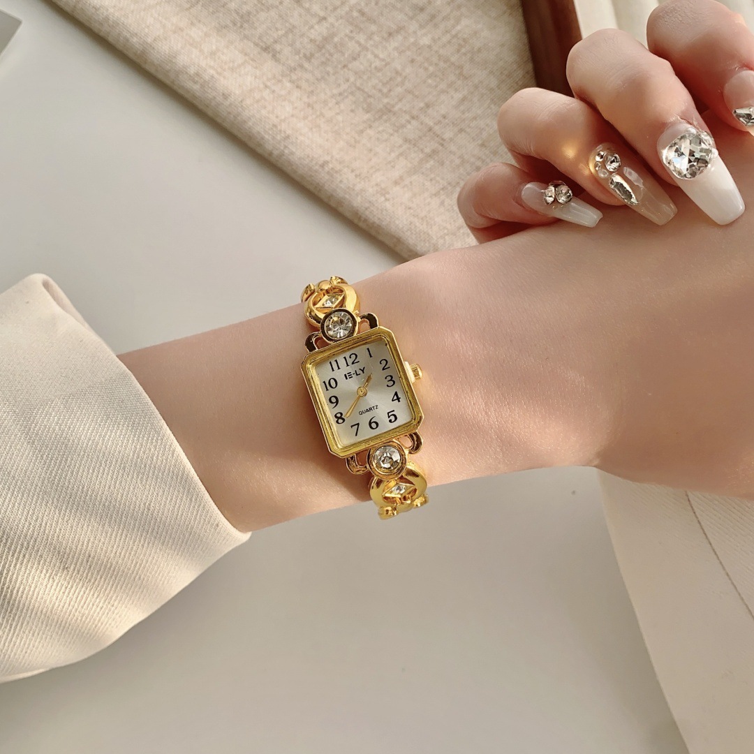 Gold style 4