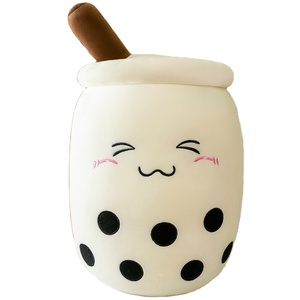 TikTok sıcak satış sevimli çilek içecek peluş doldurulmuş oyuncak yumuşak dondurma süt çay Boba Plushie yastık örgü astar ile